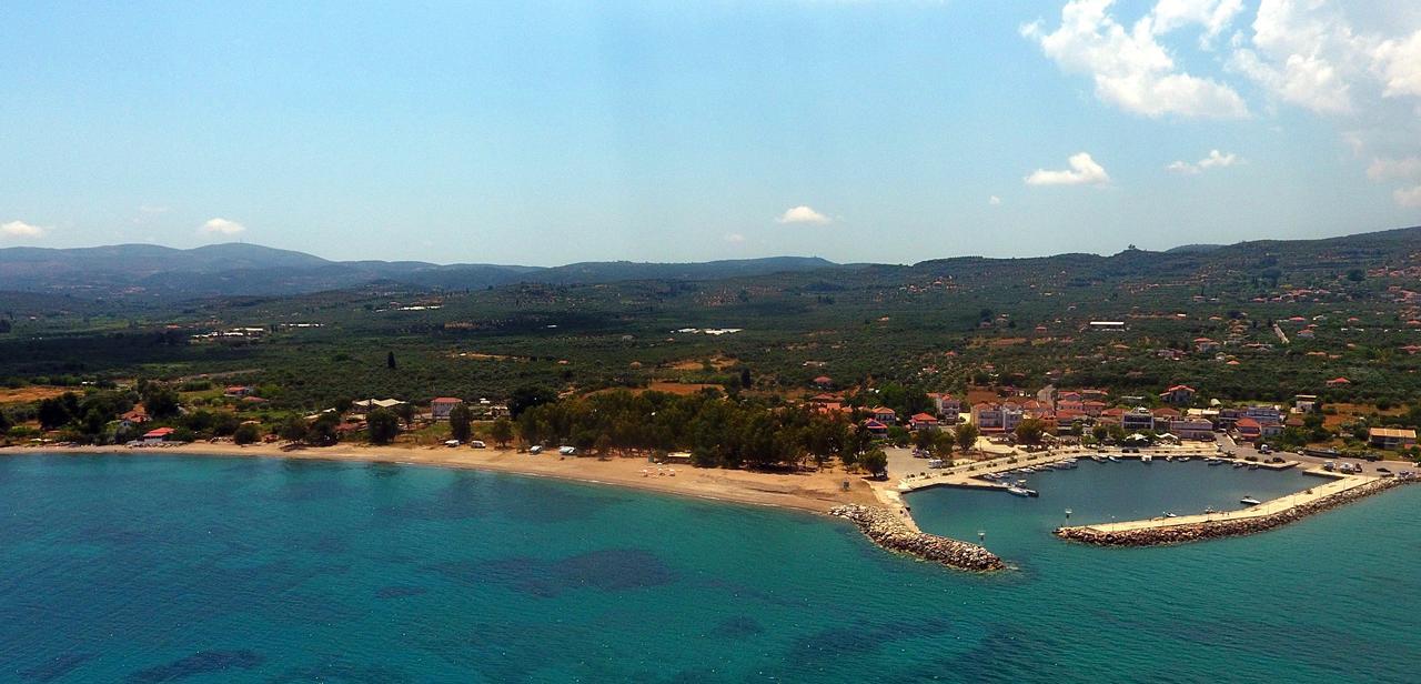 Meli Seaside Villas Chrani Exterior foto